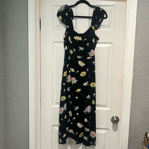 Loft midi floral dress with zipper on the back and a small slit on the bottom